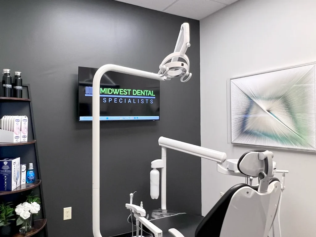 Midwest-Dental-Specialists_Dentist_Office_p-personalized-01-b
